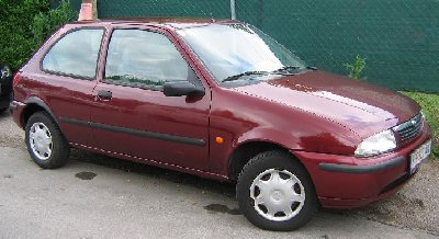 mazda121.jpg